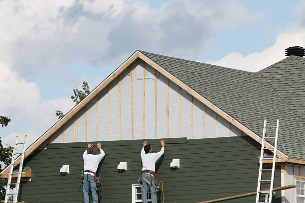 Professional Emergency Siding Repair technician working in Newton, NJ